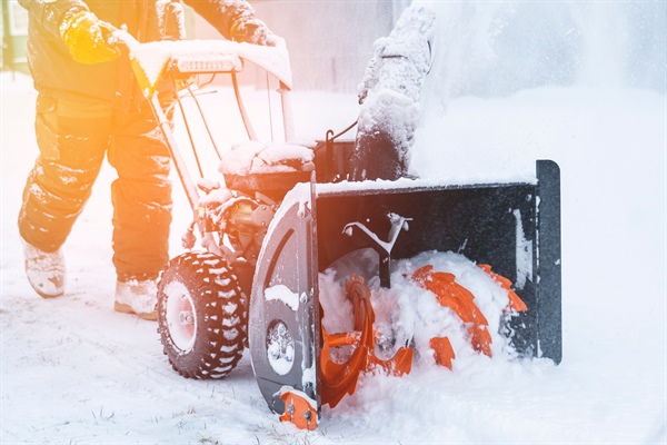 How Early Should You Book a Residential Snow Removal Service?